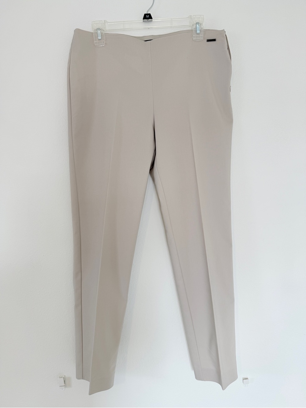 Tahari side zip pants - Sz 10 - EUC